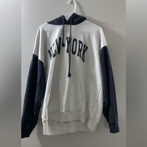 BRANDY NEW YORK SWEATSHIRT
